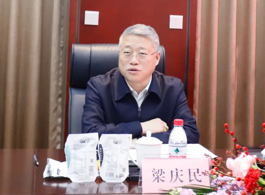 新年開新局 合作促發(fā)展丨佳木斯市委常委、副市長閆志剛一行蒞臨花花牛乳業(yè)集團(tuán)及佳田企業(yè)考察座談