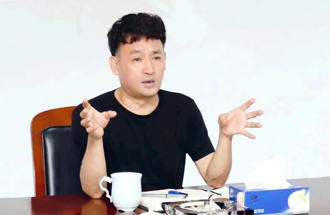 繼往開(kāi)來(lái) · 再創(chuàng)輝煌 | 花花牛乳業(yè)集團(tuán)召開(kāi)9月?tīng)I(yíng)銷、養(yǎng)殖及飼料月度經(jīng)營(yíng)工作會(huì)議