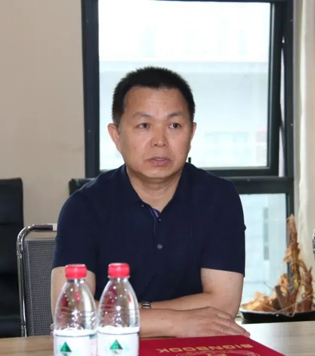 愛(ài)心奶情系學(xué)子，公益情溫暖人心—河南花花牛乳業(yè)集團(tuán)助力基金會(huì)“圓夢(mèng)計(jì)劃?一杯奶”公益項(xiàng)目，愛(ài)心捐贈(zèng)善款50萬(wàn)元！