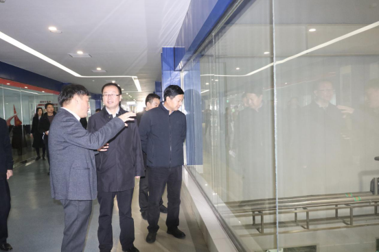 寧夏回族自治區(qū)農(nóng)業(yè)農(nóng)村廳黨組書記、廳長王剛一行蒞臨花花牛乳業(yè)集團(tuán)調(diào)研