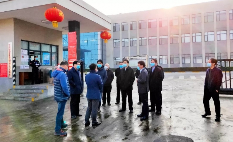 全面復(fù)工 確?！翱挂摺逼陂g百姓所需